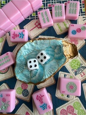 Mah Jong Dice Holder
